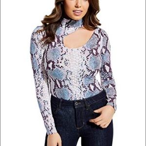 GUESS Dulce Cutout Mock-Neck Top